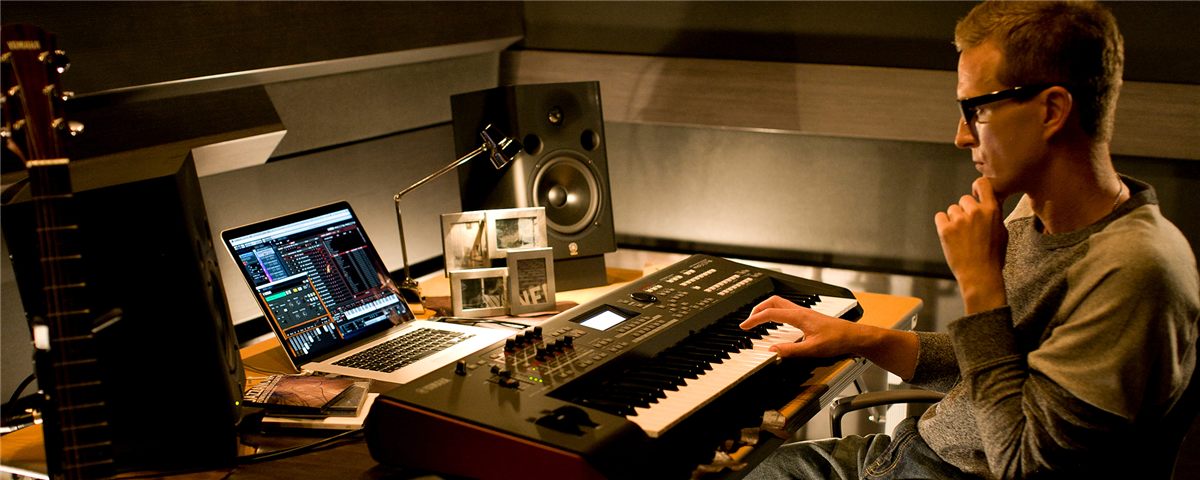 Đàn Chuyên Dụng (Synthesizers)